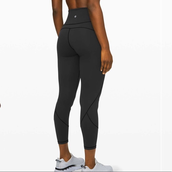Lululemon in movement 25” tight everlux material - Picture 3 of 4